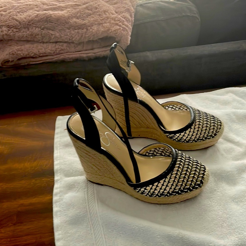 Ankle strap platform sandals